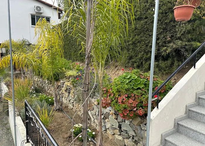 בקתה Sofros Valley Hills איוס מאמס