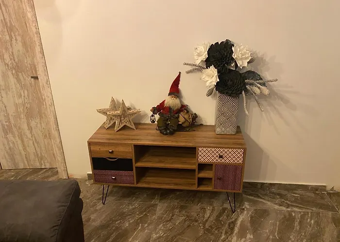 Sofros Valley Hills *