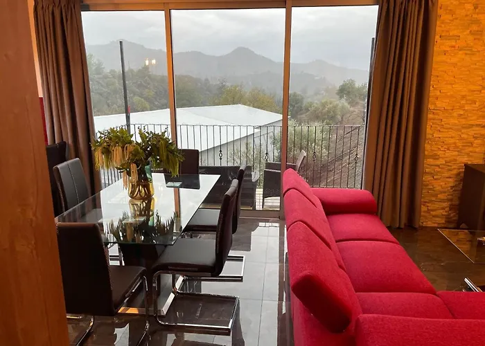 Sofros Valley Hills Chalet